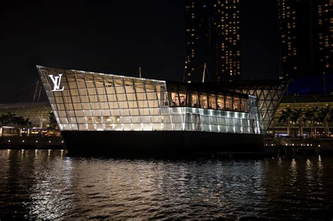 louis vuitton floating